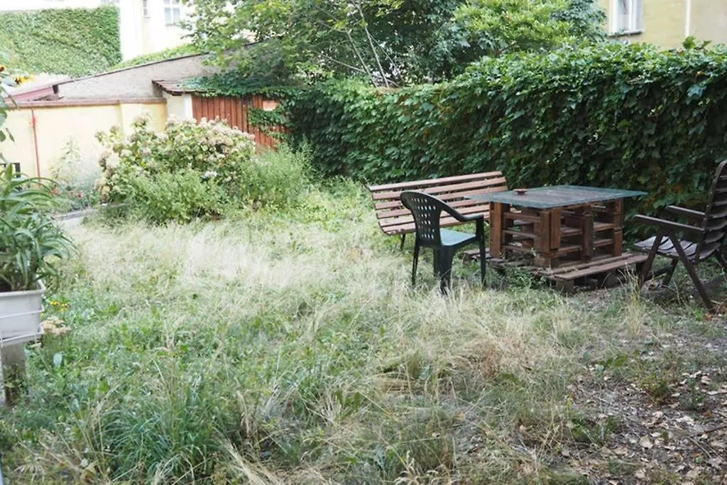 Cozy Apartment With A Garden, In The City Center! Prague Czech Republic