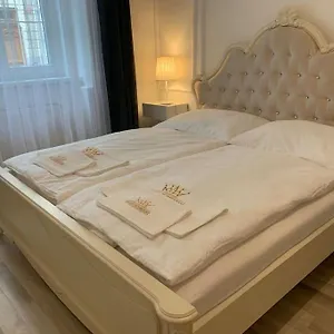 Helen Homestay Vysehrad Praha
